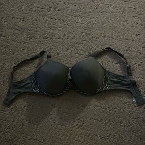 Wacoal la Femme 36G bra in grey